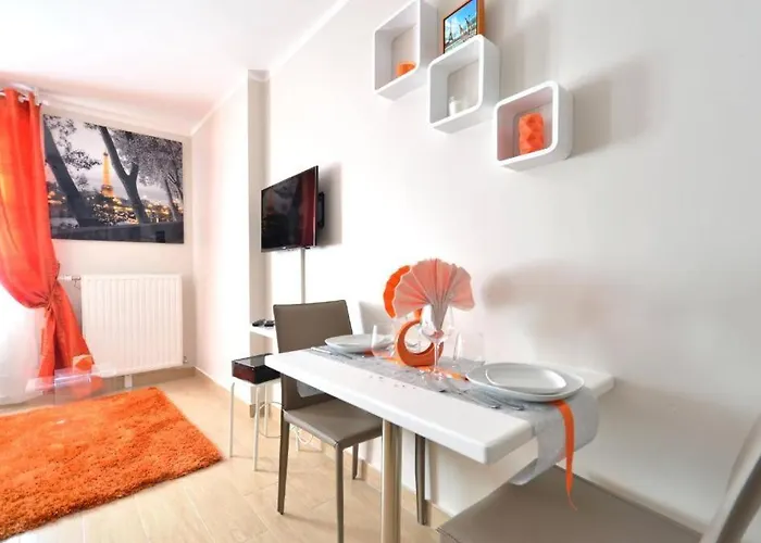 Orange Paris Disneyland Serris